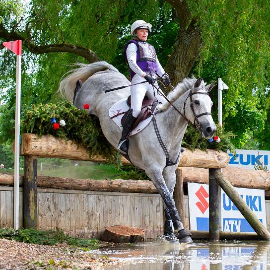 Georgie Campbell jumping into water